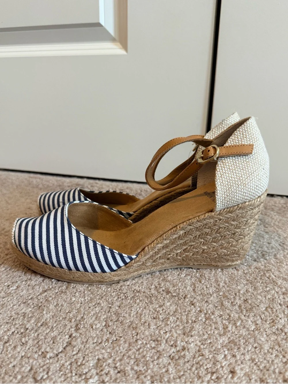 White Mountain Nautical Stripe Espadrille Wedge Sandals NWT